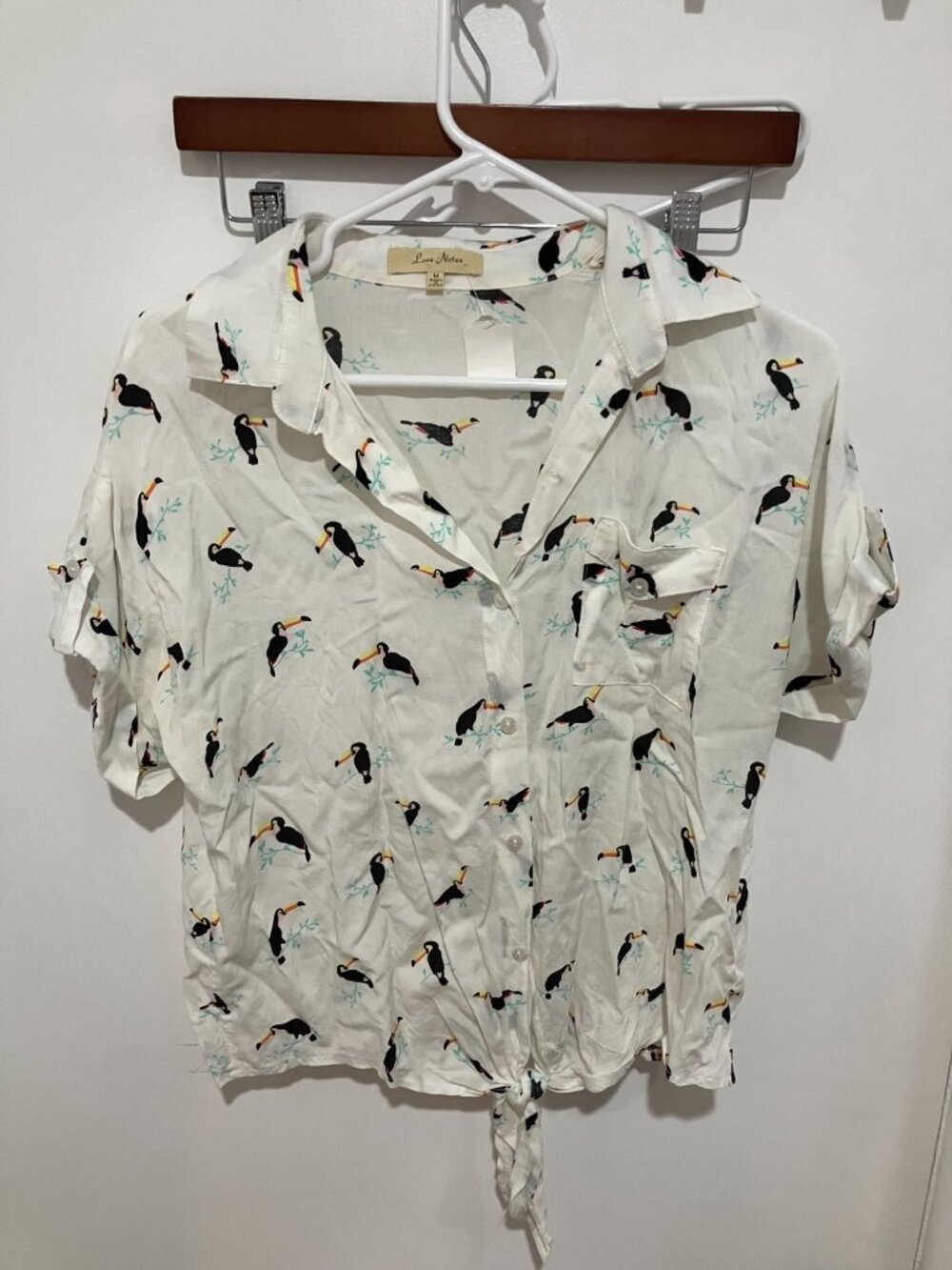 Love Notes White Toucan Print Tie-Front Short Sleeve Button-Down Crop Shirt M